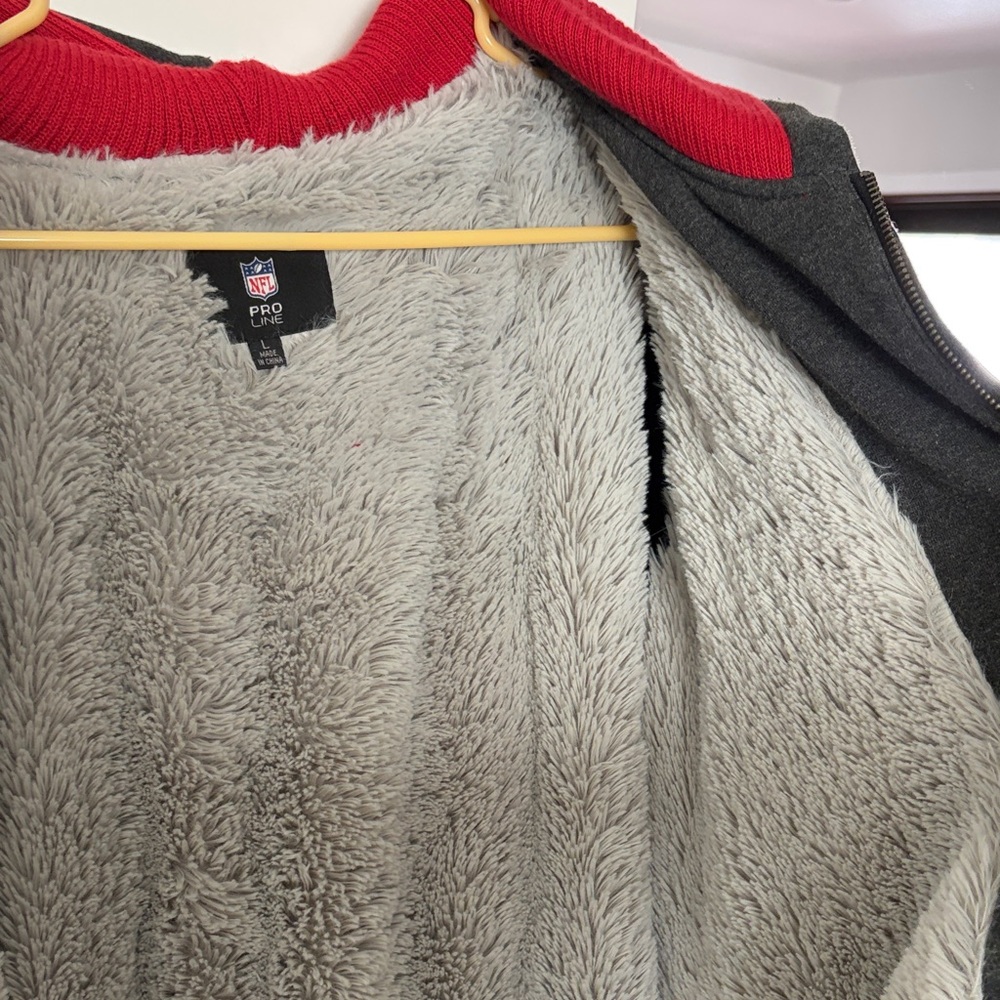Women’s NFL Tampa Bay Buccaneers Gray and Red Fur Lined Hoodie - Picture 8 of 8